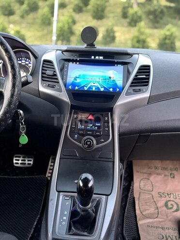 Hyundai Elantra 2015, 156,600 km - 1.8 l - Bakı