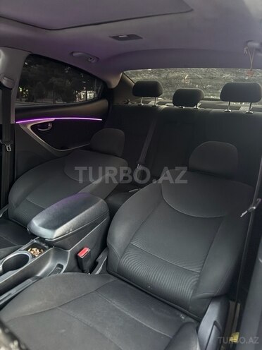 Hyundai Elantra 2015, 156,600 km - 1.8 l - Bakı