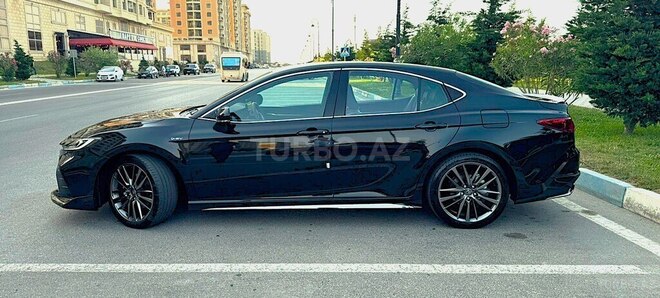 Toyota Camry-7