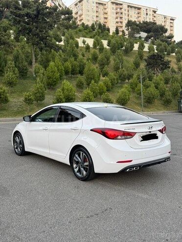 Hyundai Elantra 2015, 156,600 km - 1.8 l - Bakı