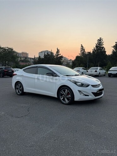 Hyundai Elantra 2015, 156,600 km - 1.8 l - Bakı