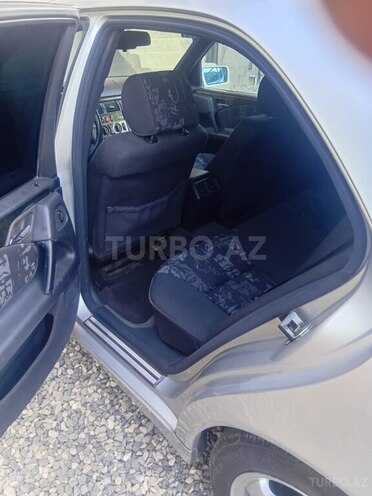 Mercedes E 200 1996, 320,000 km - 2.0 л - Bakı