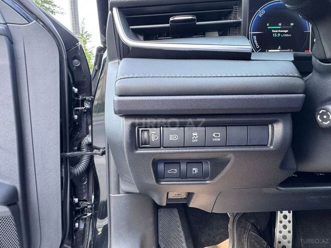 Toyota Camry-20