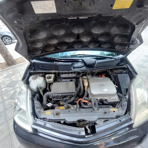 Toyota Prius 2009, 286,326 km - 1.5 л - Gəncə