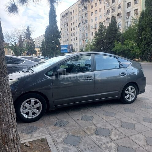 Toyota Prius 2009, 286,326 km - 1.5 л - Gəncə