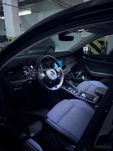 Skoda Octavia 2022, 37,000 km - 1.6 л - Bakı