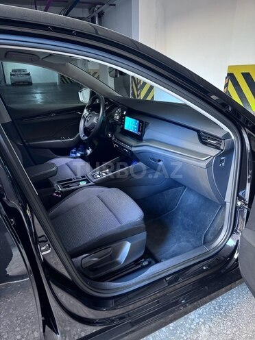 Skoda Octavia 2022, 37,000 km - 1.6 л - Bakı