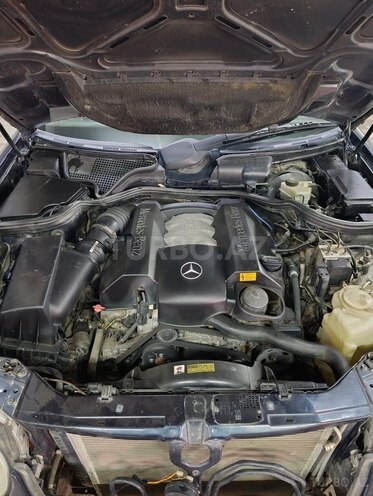 Mercedes E 240 1998, 300,000 km - 2.4 l - Bakı