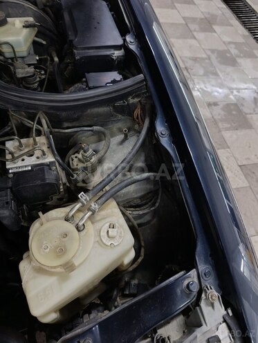 Mercedes E 240 1998, 300,000 km - 2.4 l - Bakı