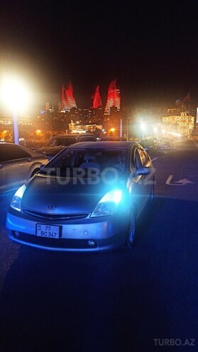 Toyota Prius-7