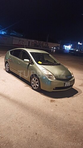 Toyota Prius-16