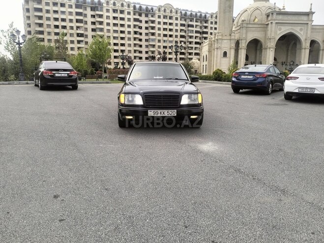 Mercedes E 280 1990, 402,000 km - 2.8 l - Bakı