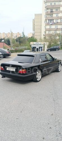 Mercedes E 280 1990, 402,000 km - 2.8 l - Bakı