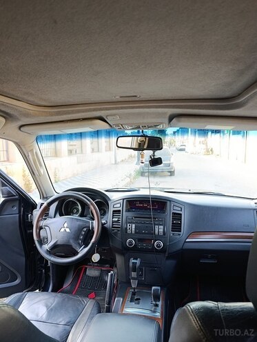 Mitsubishi Pajero 2007, 221,000 km - 3.0 l - Bakı