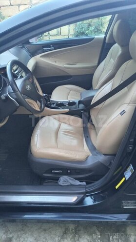 Hyundai Sonata-9