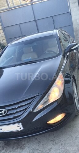 Hyundai Sonata-13