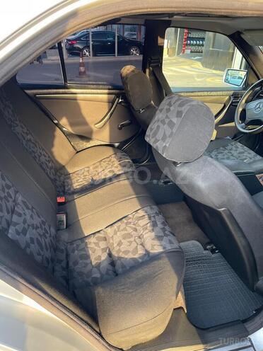 Mercedes C 180 1998, 300,000 km - 1.8 l - Bakı