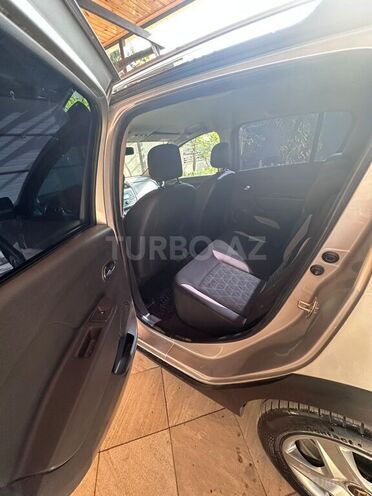 Renault Sandero Stepway 2015, 61,000 km - 1.6 l - Bakı