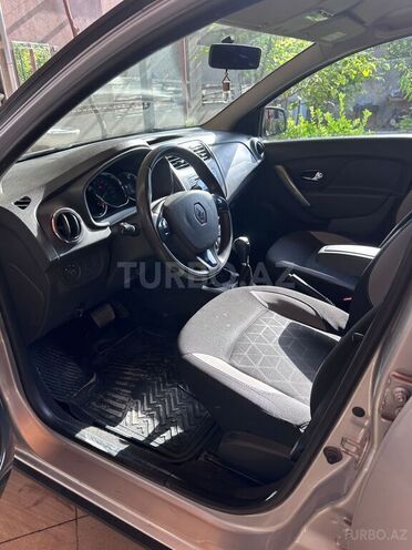 Renault Sandero Stepway 2015, 61,000 km - 1.6 l - Bakı