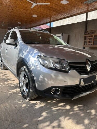 Renault Sandero Stepway 2015, 61,000 km - 1.6 l - Bakı
