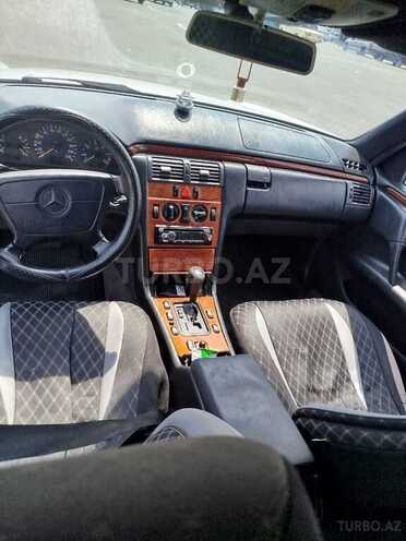 Mercedes E 220 d 1997, 470,000 km - 2.2 l - Bakı