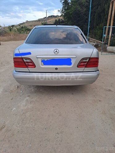 Mercedes E 200 1997, 399,000 km - 2.0 l - Bakı