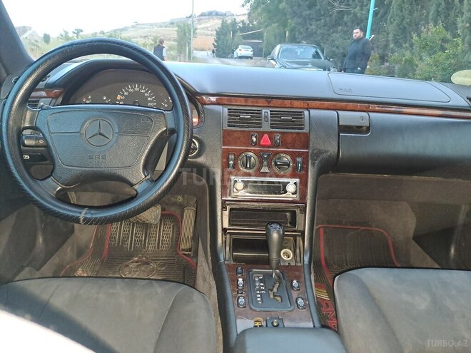 Mercedes E 200 1997, 399,000 km - 2.0 l - Bakı