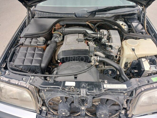 Mercedes C 220 1996, 378,000 km - 2.2 l - Mingəçevir