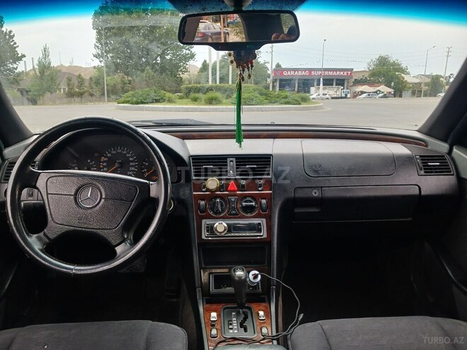 Mercedes C 220 1996, 378,000 km - 2.2 l - Mingəçevir