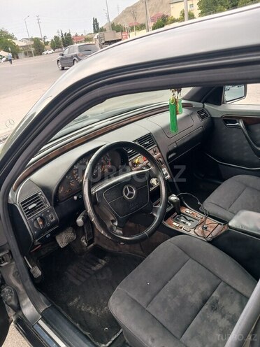 Mercedes C 220 1996, 378,000 km - 2.2 l - Mingəçevir