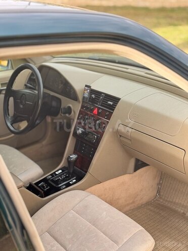 Mercedes C 200 1998, 370,000 km - 2.0 l - Bakı
