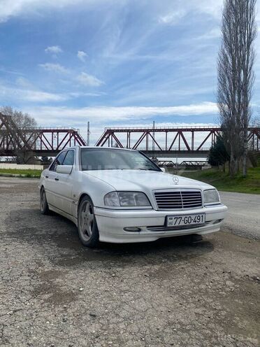 Mercedes C 220 1995, 442,000 km - 2.2 л - Bakı