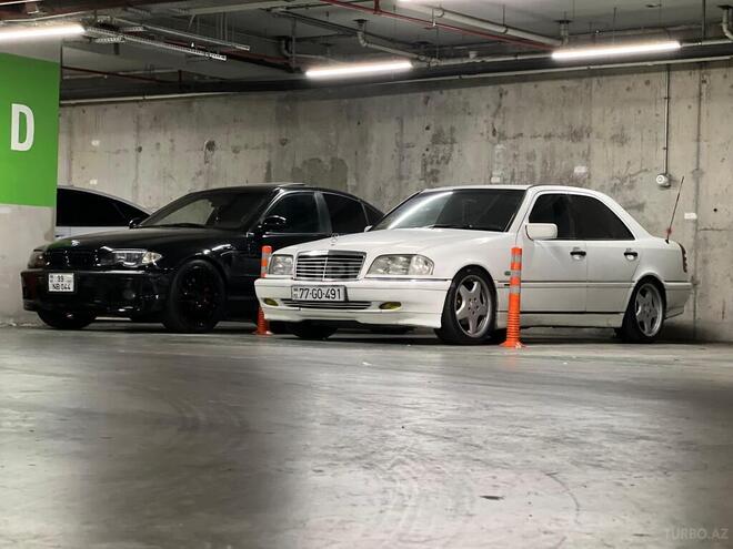 Mercedes C 220 1995, 442,000 km - 2.2 л - Bakı