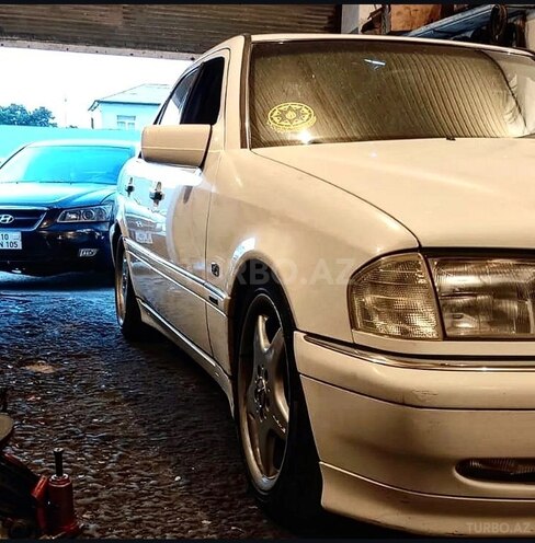 Mercedes C 220 1995, 442,000 km - 2.2 л - Bakı
