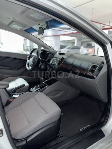 Kia Forte 2017, 194,731 km - 2.0 l - Bakı