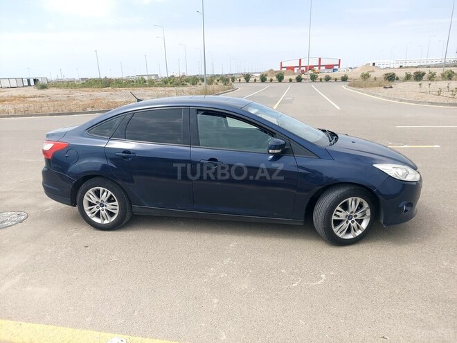 Ford Focus 2013, 233,800 km - 1.6 л - Bakı