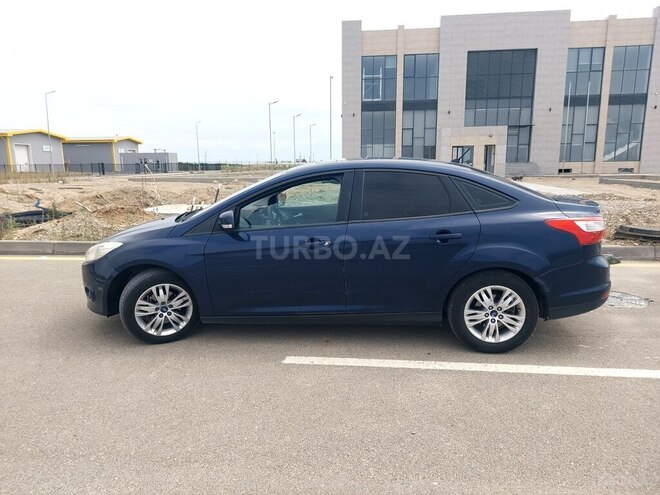 Ford Focus 2013, 233,800 km - 1.6 л - Bakı