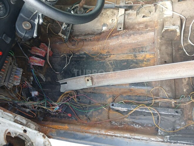 LADA (VAZ) 2106 1983, 22,000 km - 1.6 л - Bakı