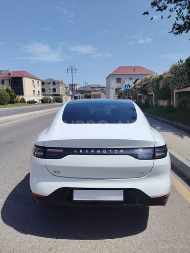 Leapmotor  2024, 15,000 km - 1.5 l - Bakı