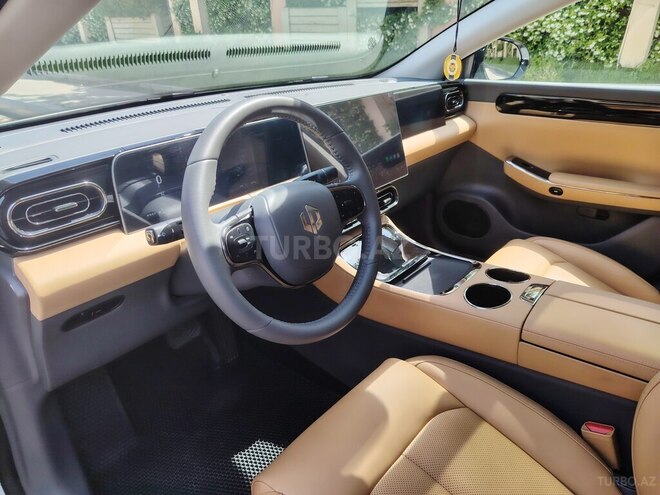 Leapmotor  2024, 15,000 km - 1.5 l - Bakı