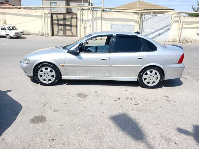 Opel Vectra 2000, 285,239 km - 1.8 л - Bakı