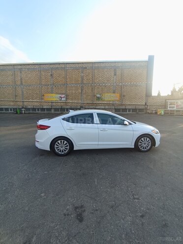 Hyundai Elantra 2016, 233,355 km - 1.4 l - Bakı