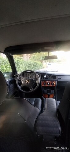 Mercedes 190 1992, 330,000 km - 2.0 l - Bakı