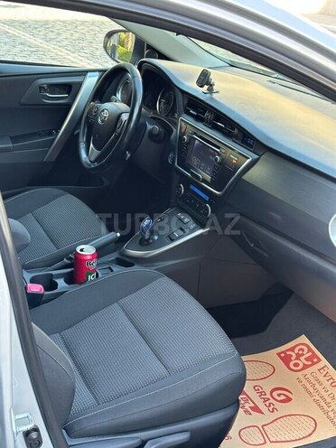 Toyota Auris 2014, 191,000 km - 1.8 l - Bakı