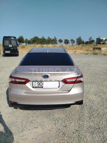 Toyota Camry-4