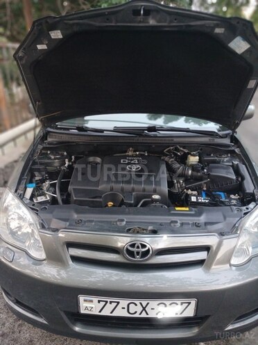 Toyota Corolla 2006, 220,000 km - 1.4 l - Bakı