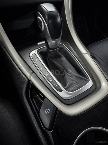 Ford Fusion (North America)-22