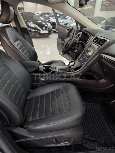 Ford Fusion (North America)-14