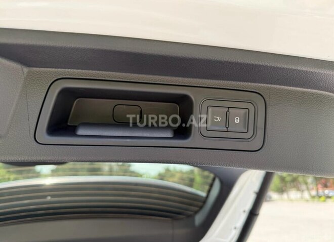 BYD Song Plus DM-İ-18