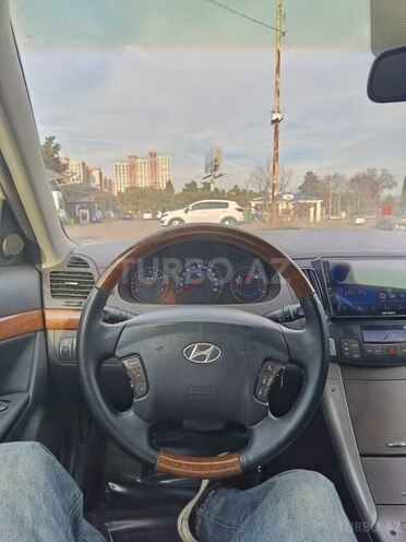 Hyundai Sonata-9